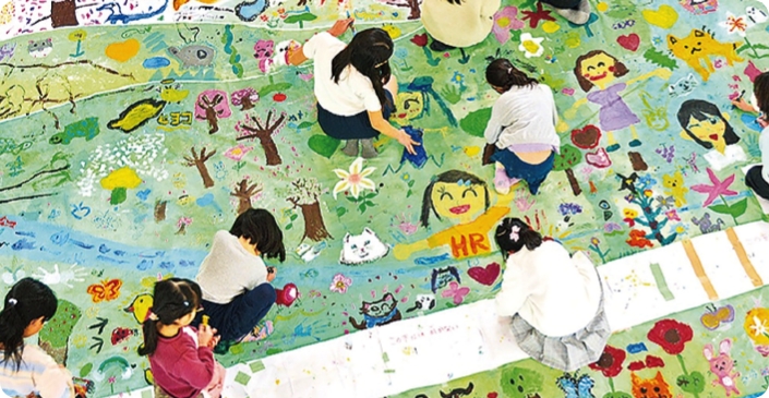 なんば広場で実際に絵を描ける体験コーナー